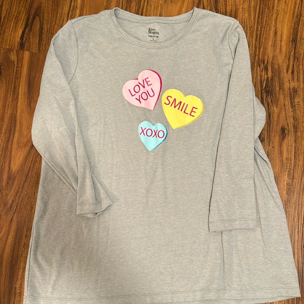 New long sleeve tee